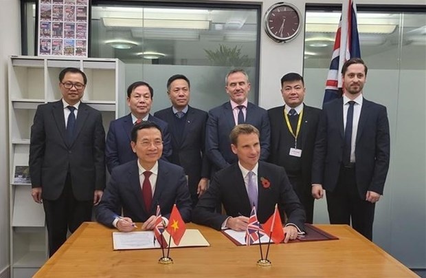 ベトナム、デジタル経済とDXにおける英国との協力関係を強化